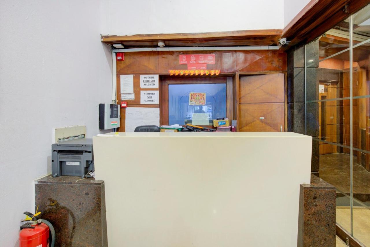 Capital O 77295 Hotel Bansidhar Bhuvan Mumbai Bagian luar foto